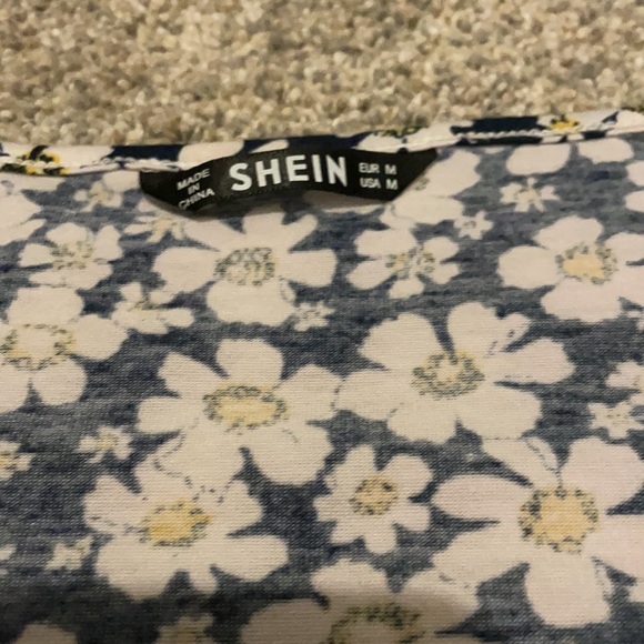 Shein Womens Size Medium Floral Daisy Long Sleeved Top Shirt Blue White Low Cut - Picture 5 of 15